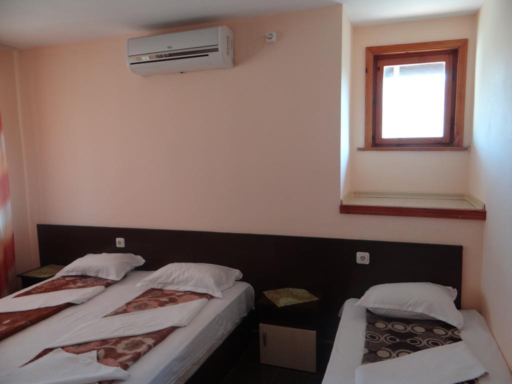 Guest House Lazur Obzor Camera foto
