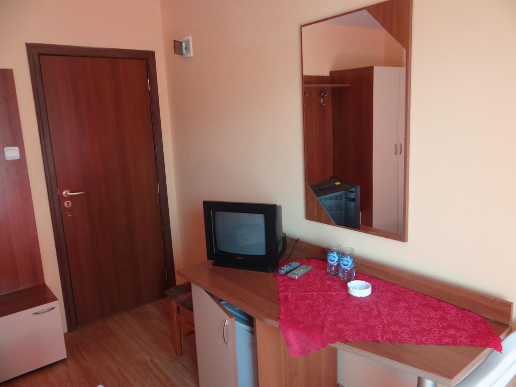 Guest House Lazur Obzor Esterno foto